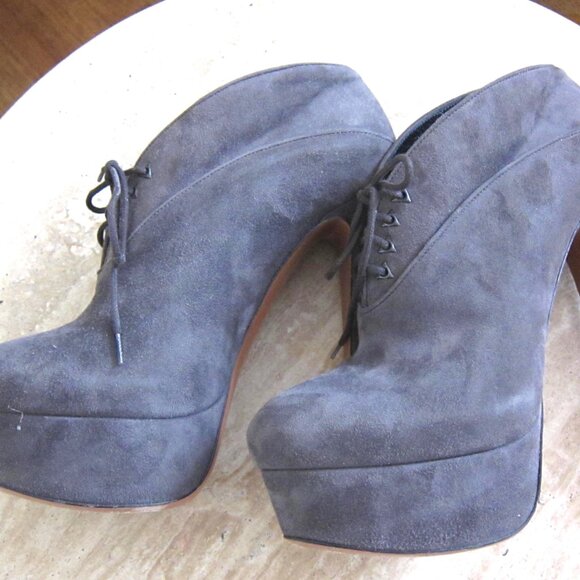ALAIA PARIS BEAU GRAY SUEDE LACE UP PLATFORM ANKLE BOOTS HEELS - Picture 6 of 9